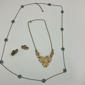Elegant Gold and Blue Necklace and Earings Set